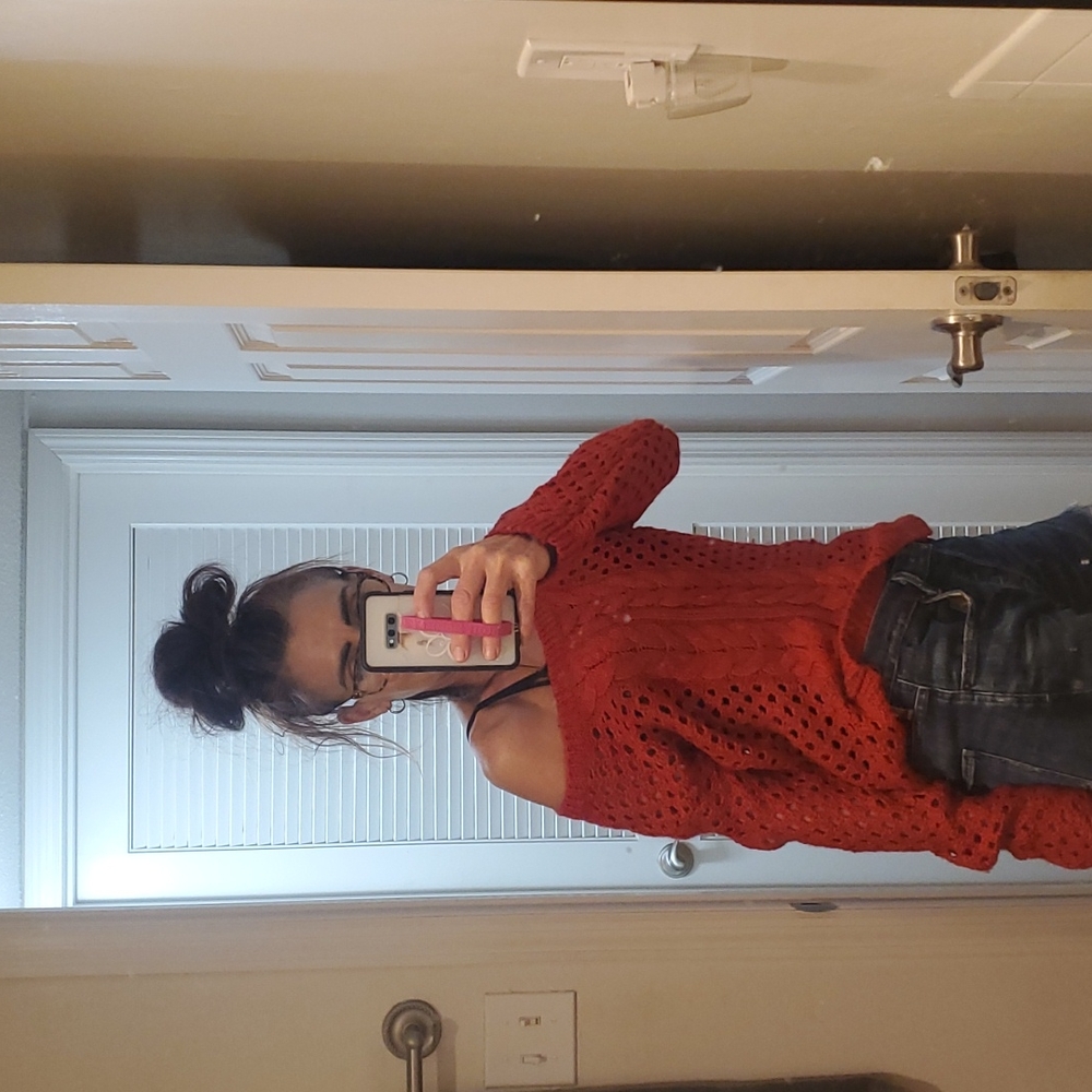 Red - Picture 7 of 7